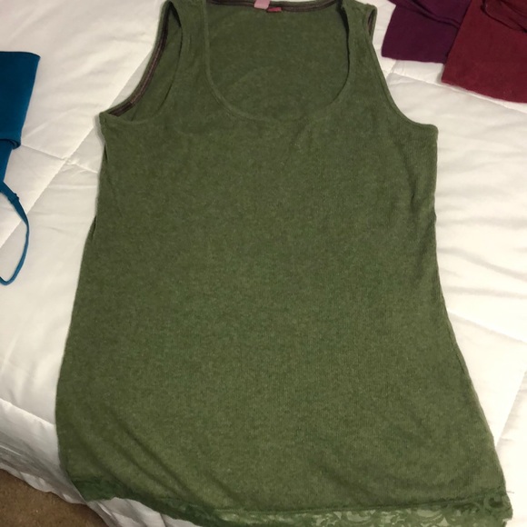 Tank Top Bundle - Picture 9 of 16